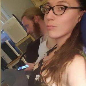 Meet your Posher, Desiree